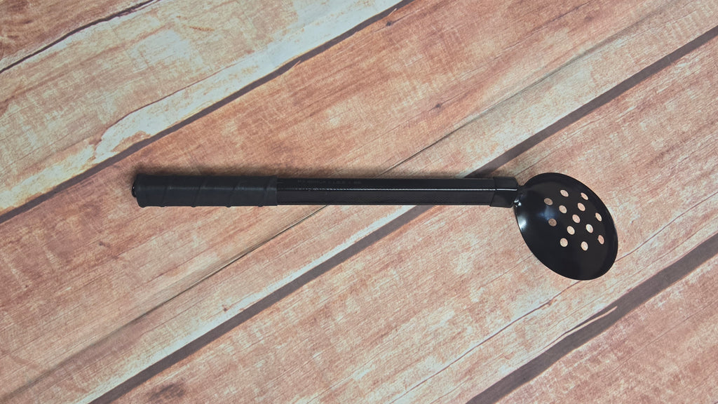 Five-Hole Ice Scoop (short) - Easton Stick
