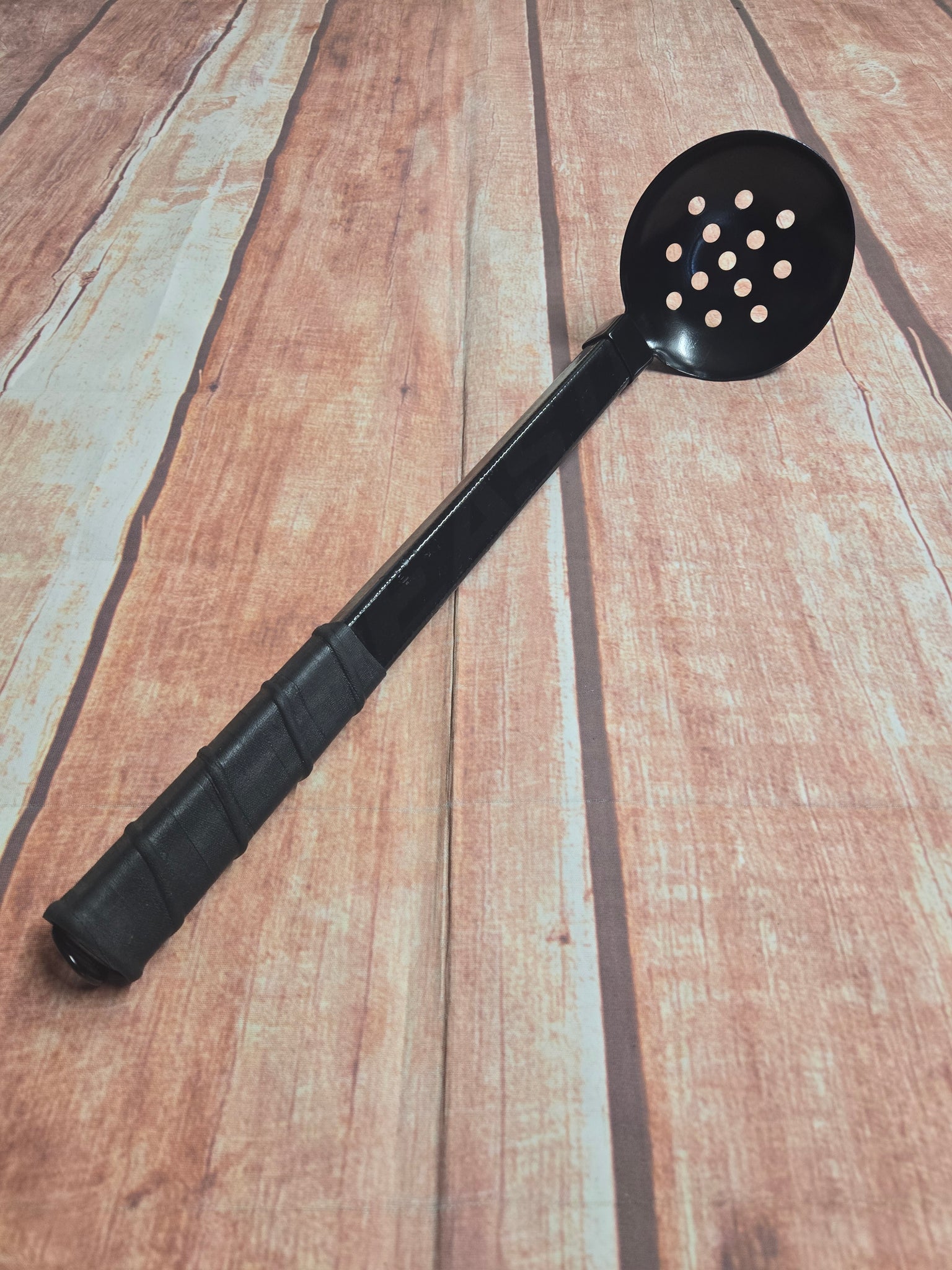 Five-Hole Ice Scoop (short) - Easton Stick