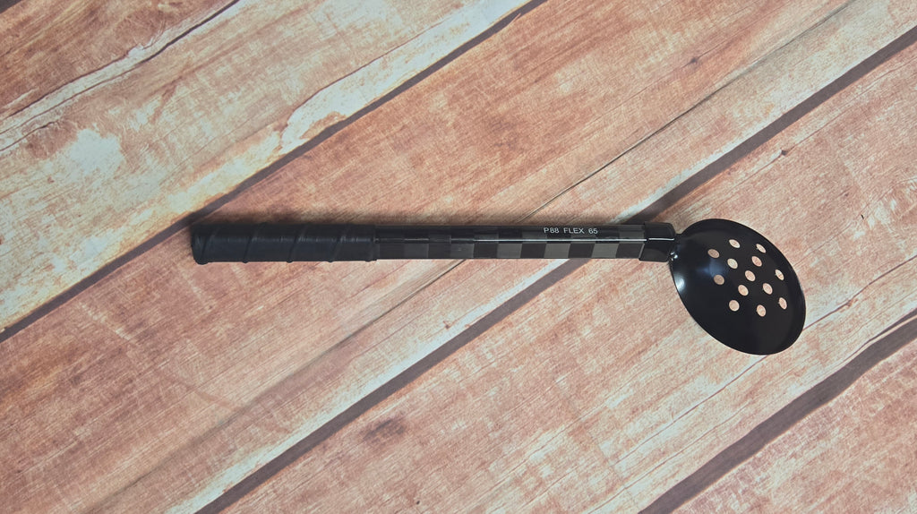 Five-Hole Ice Scoop (short) - Black-Out Stick